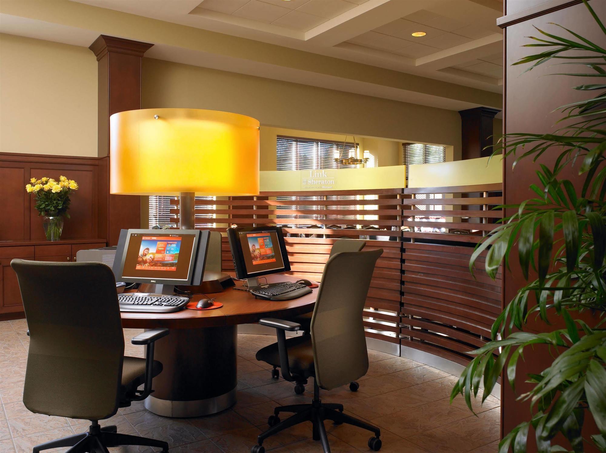 Four Points By Sheraton Houston West Екстер'єр фото